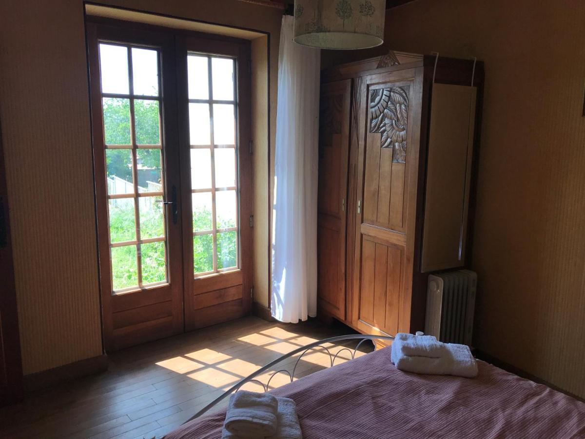 May'S Cottage Availles-Limouzine ภายนอก รูปภาพ