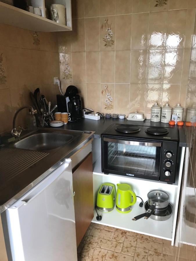 May'S Cottage Availles-Limouzine ภายนอก รูปภาพ