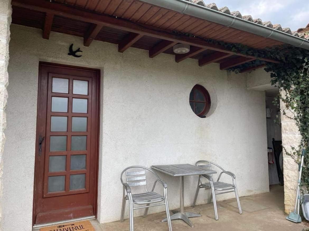 May'S Cottage Availles-Limouzine ภายนอก รูปภาพ