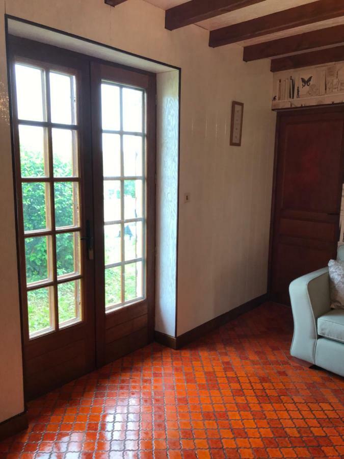 May'S Cottage Availles-Limouzine ภายนอก รูปภาพ